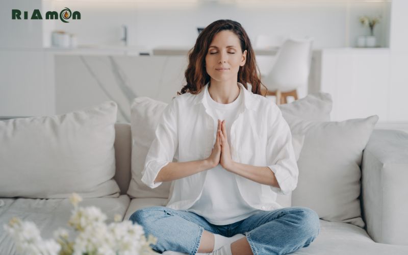 Công dụng của tinh dầu hương nhu trong y học cổ truyền