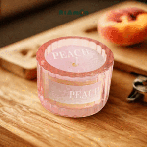 Nến Thơm Peach Blossom là sản phẩm nến thơm cao cấp thuộc bộ sưu tập Fruit Collection, mang đến hương thơm dịu dàng và quyến rũ của hoa đào chín mọng.