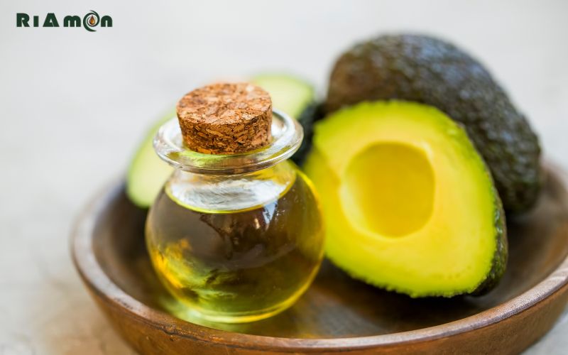 Tinh dầu bơ là gì